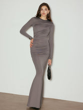 Minimalist Pleated Hip-Covering Dress