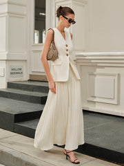 Mid-Waist Pleated Skirt