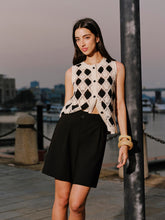 Embroidered Diamond Pattern Knit Vest