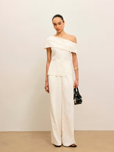 Mid-Waist Pocket Detail Pants