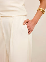 Mid-Waist Pocket Detail Pants