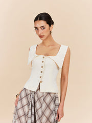 Cotton & Linen Scalloped Collar Buttoned Top