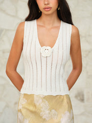 Sleeveless Sweater Vest With Flower Decoration