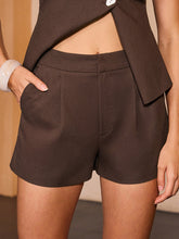 Cotton & Linen High-Waisted Pleated Shorts