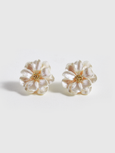 Resin Flower Stud Earrings