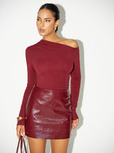 Ruched Asymmetric Off-Shoulder T-Shirt