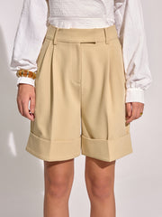 Pocket Mid-Waist Pleated Cuffed Shorts