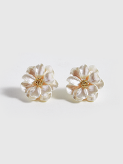 Resin Flower Stud Earrings