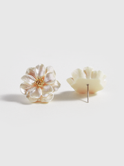 Resin Flower Stud Earrings