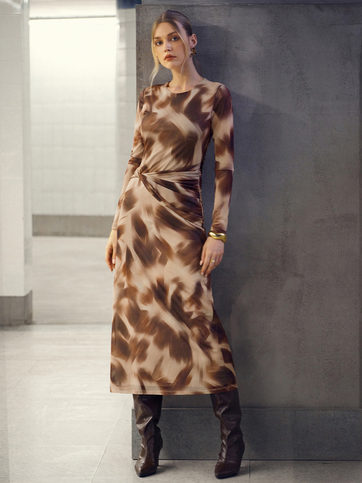 Abstract Print Twisted Mesh Midi Dress