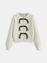 Contrast Knot Button Knit Cardigan