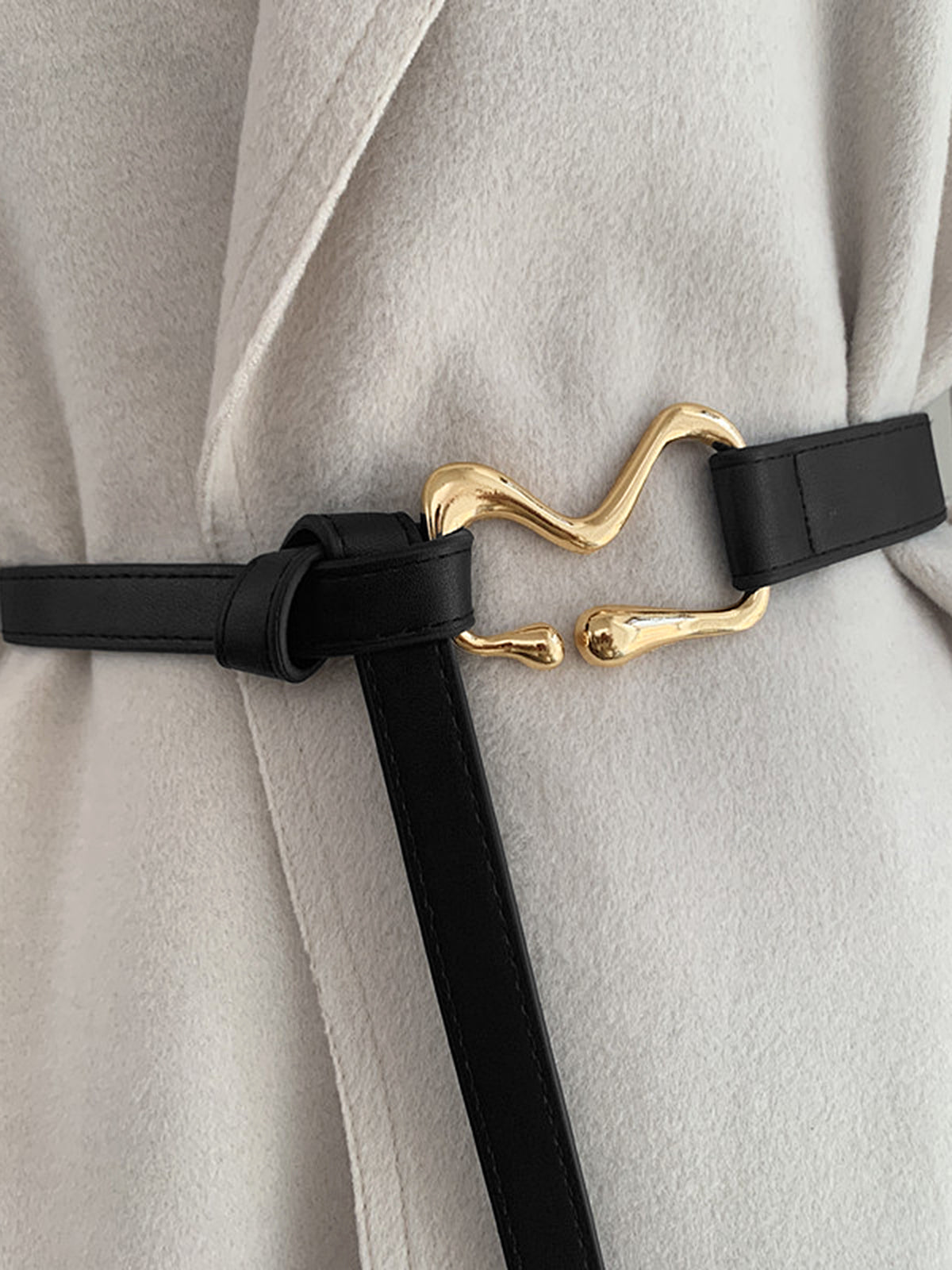 Unique Gold Buckle Knot Detail Belt