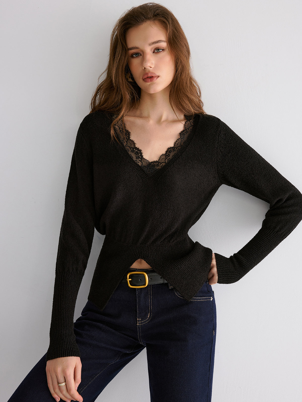 Lace Trim V-Neck Knit Top
