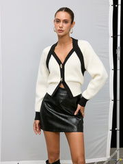 Metal Detail Contrast Trim V-Neck Sweater