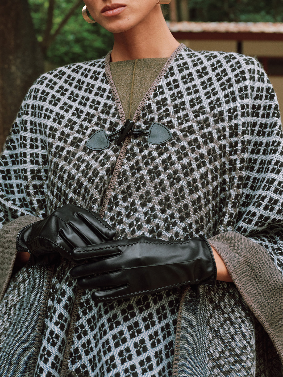 PU Leather Gloves with Stitched Detail